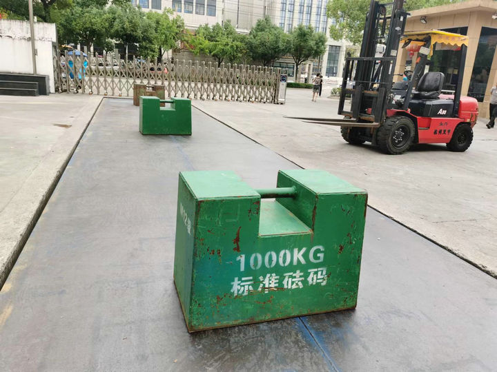 維修地磅?砝碼調(diào)試?更加精準